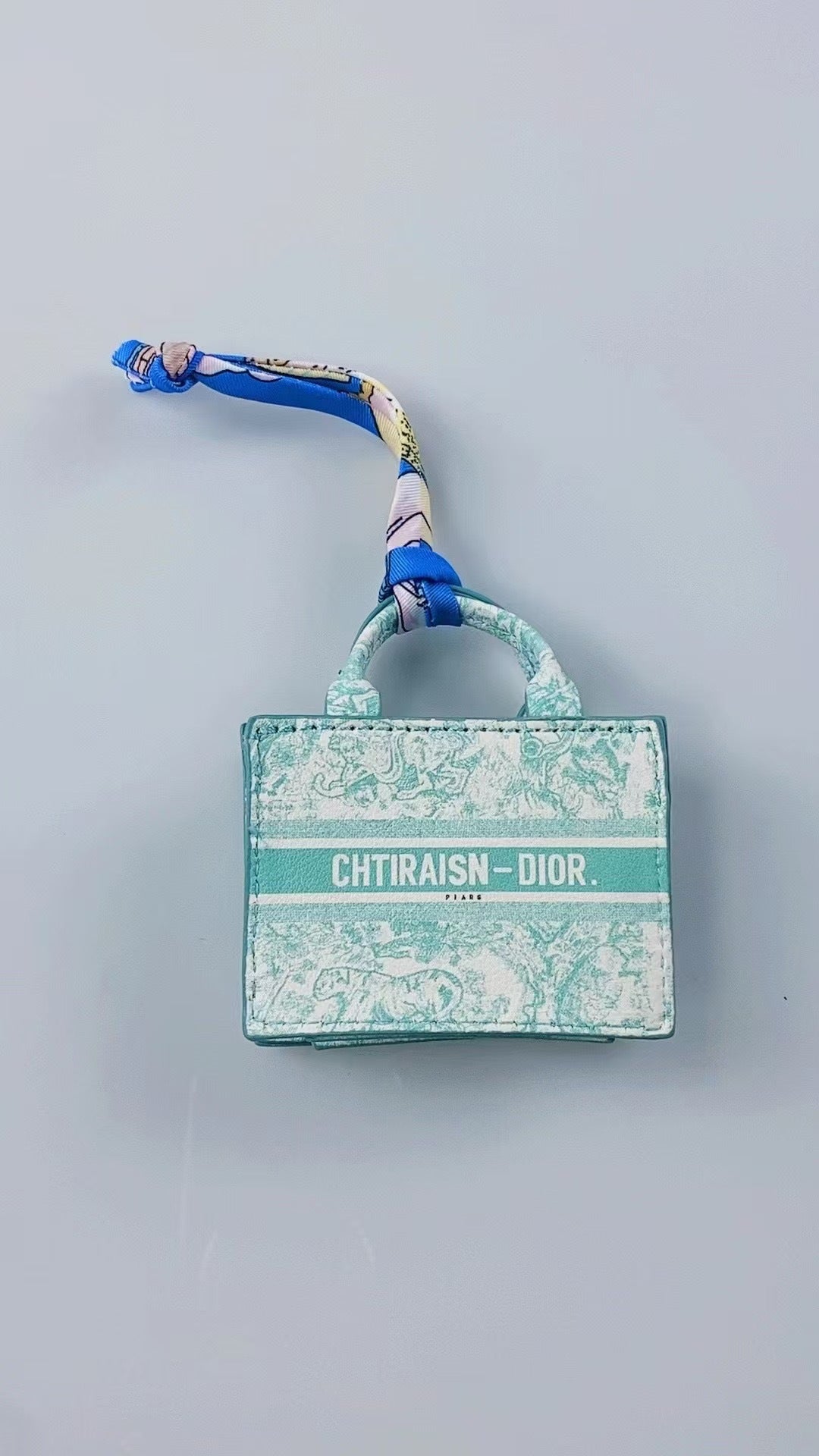 e7c48aa6-b86e-4d3f-8d47-225e7205acc8