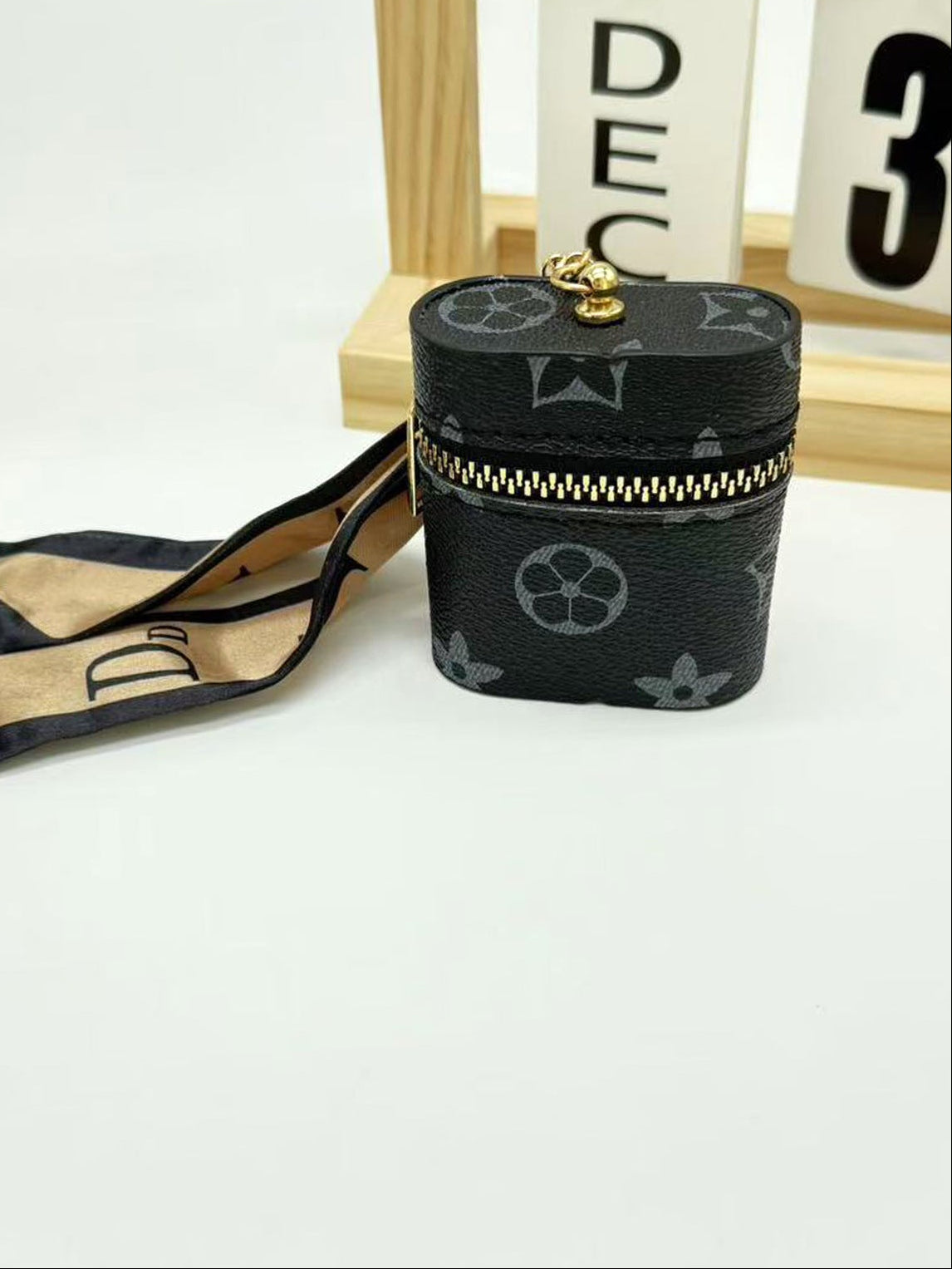 649dd004-6fb5-45a7-b2e4-4c83fb4488d4