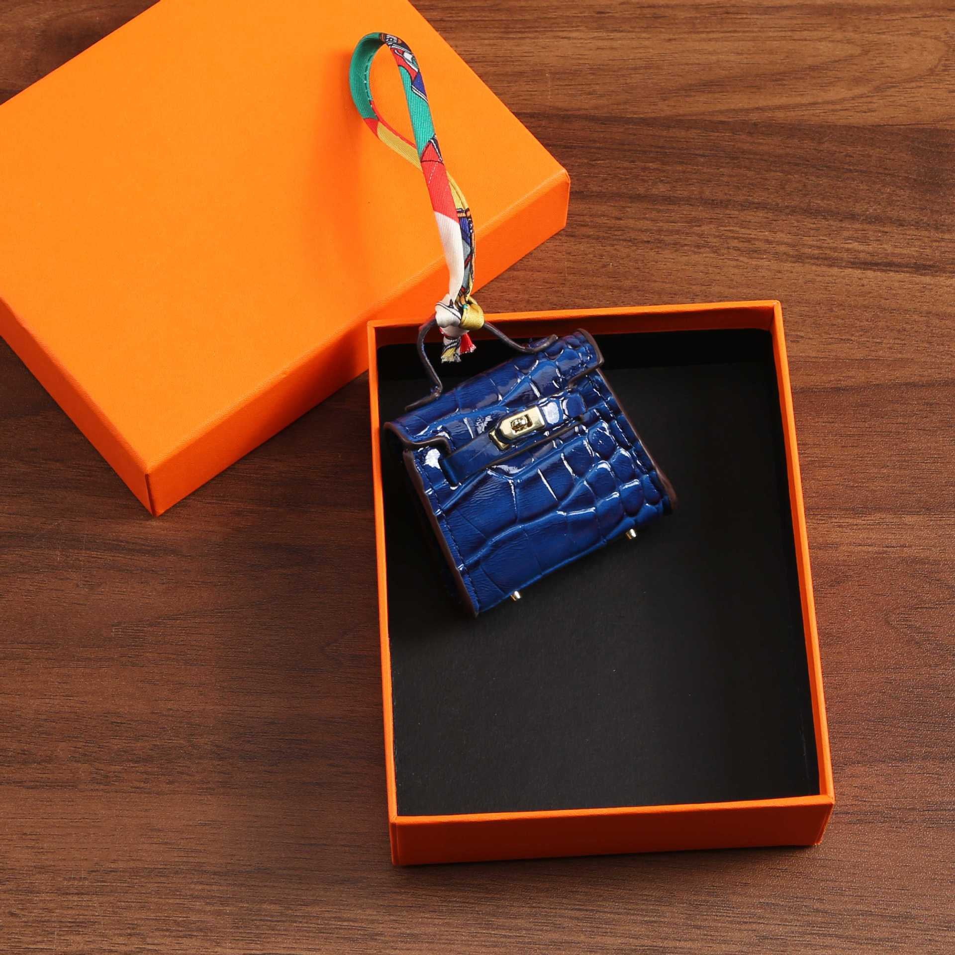 5c9a5884-4911-4874-bce2-8a307d23b833