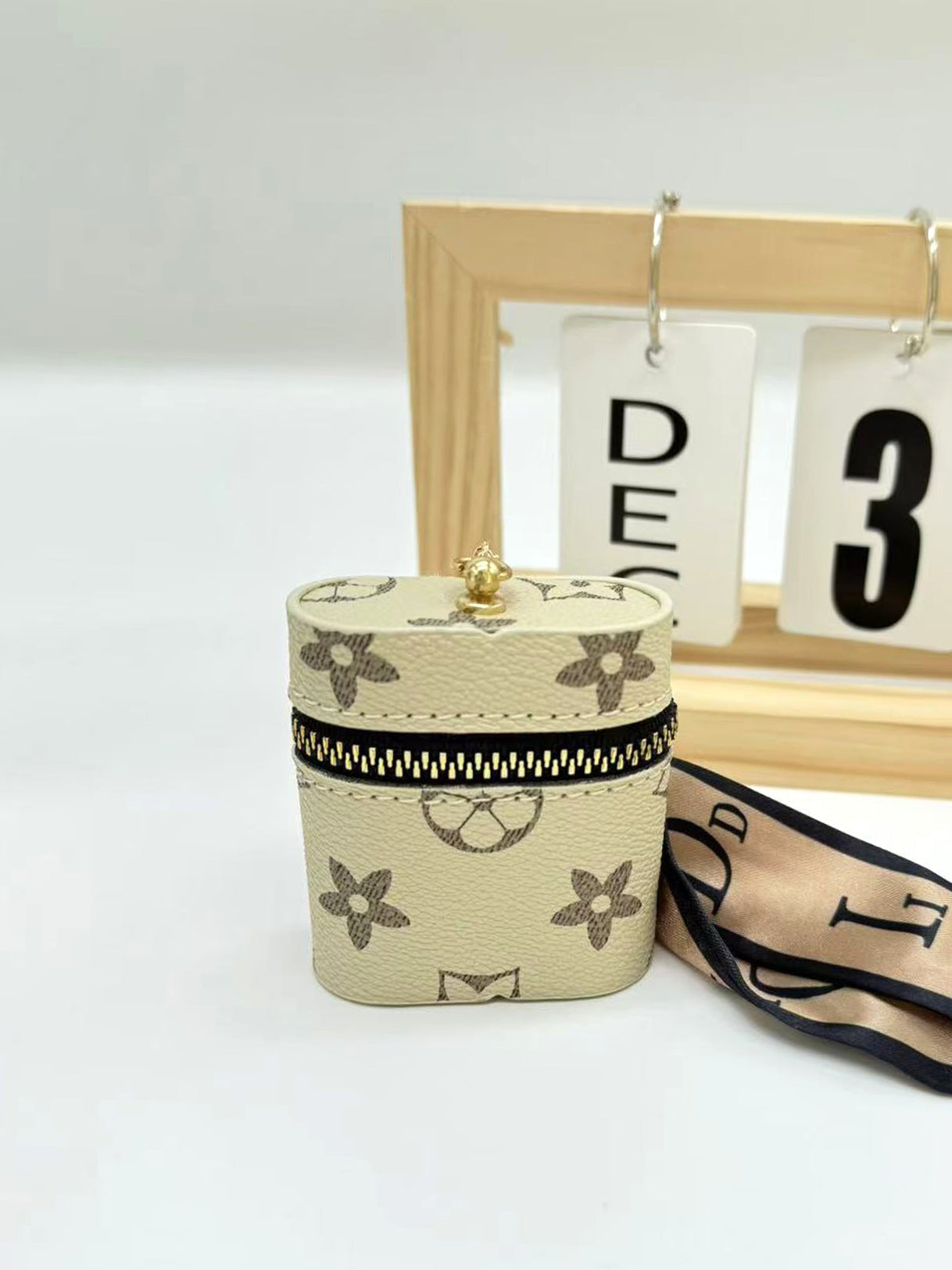 a260e998-65e7-4c56-bad9-f2240dcf816d