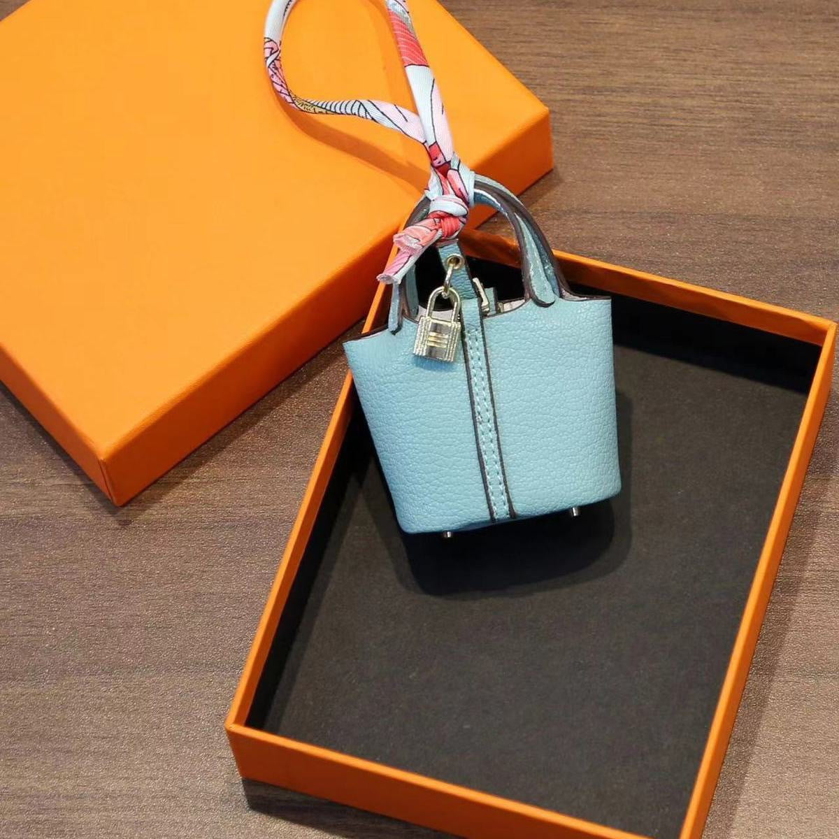 c8b54096-7196-4447-862c-28b615665f78