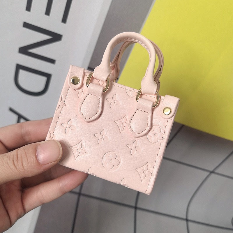 b1f0cd34-beab-4d11-80be-e776c6a1a8b3