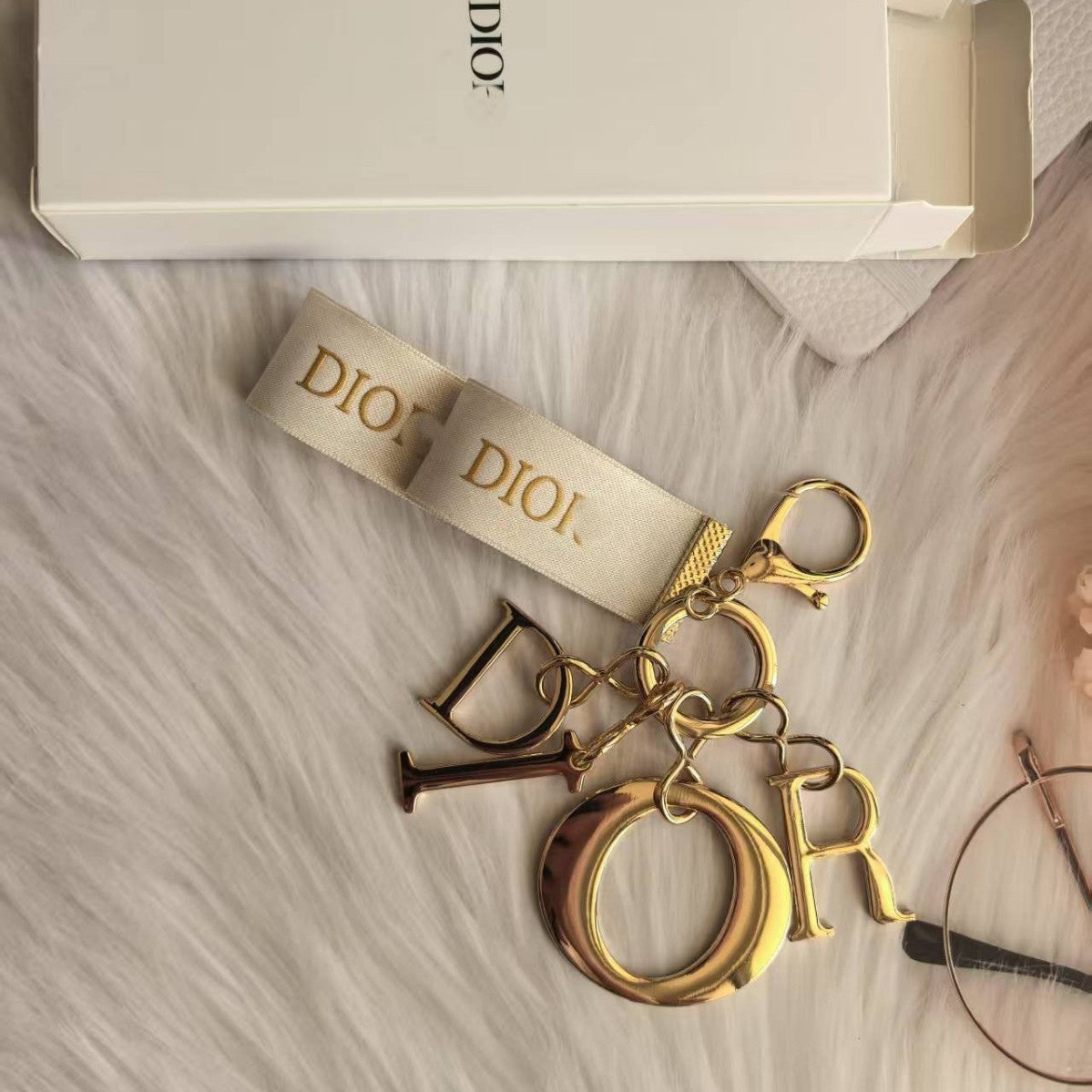 572d6750-b2a1-465e-9926-cde65fdd87c2