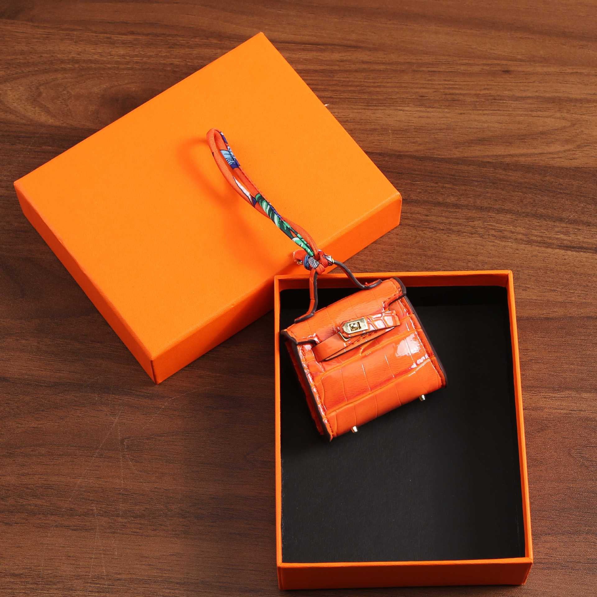 195b1043-53bd-458a-ad23-288592340e58