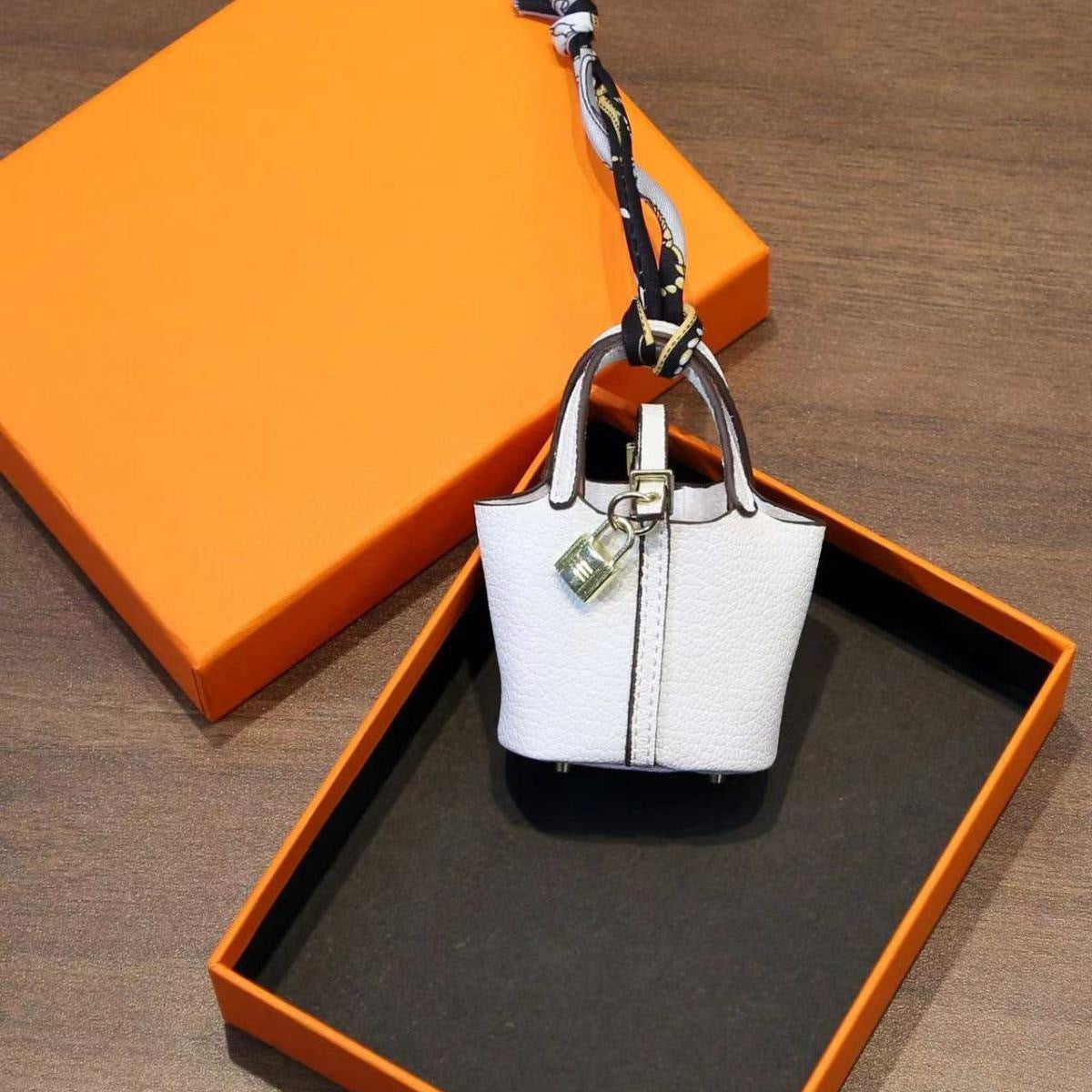 f418437b-7aab-4219-a643-64ace5566f13