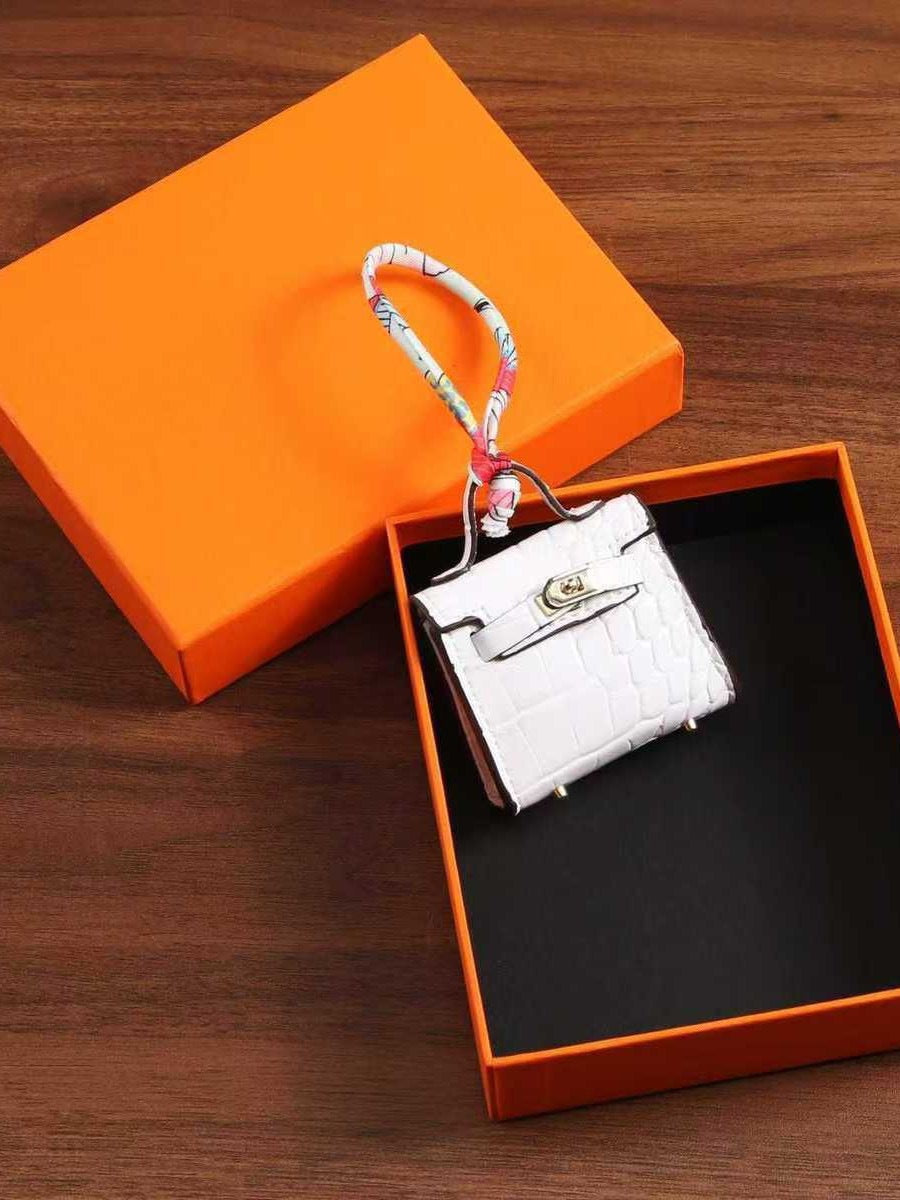 f913c07d-f1da-4641-b135-3a450b00a7ef