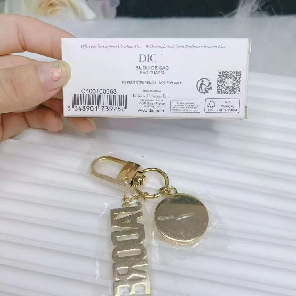 16021539-8a33-418e-ae8f-6b880e047bd5