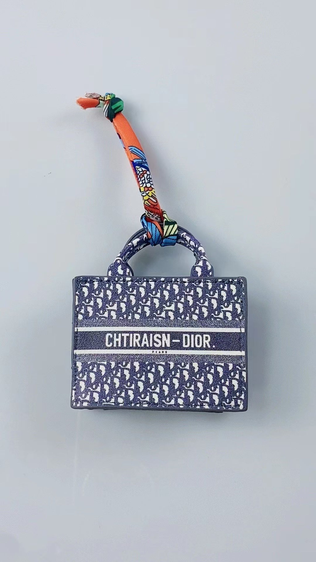 8805aece-83e5-4149-b867-e66ea82fdb12