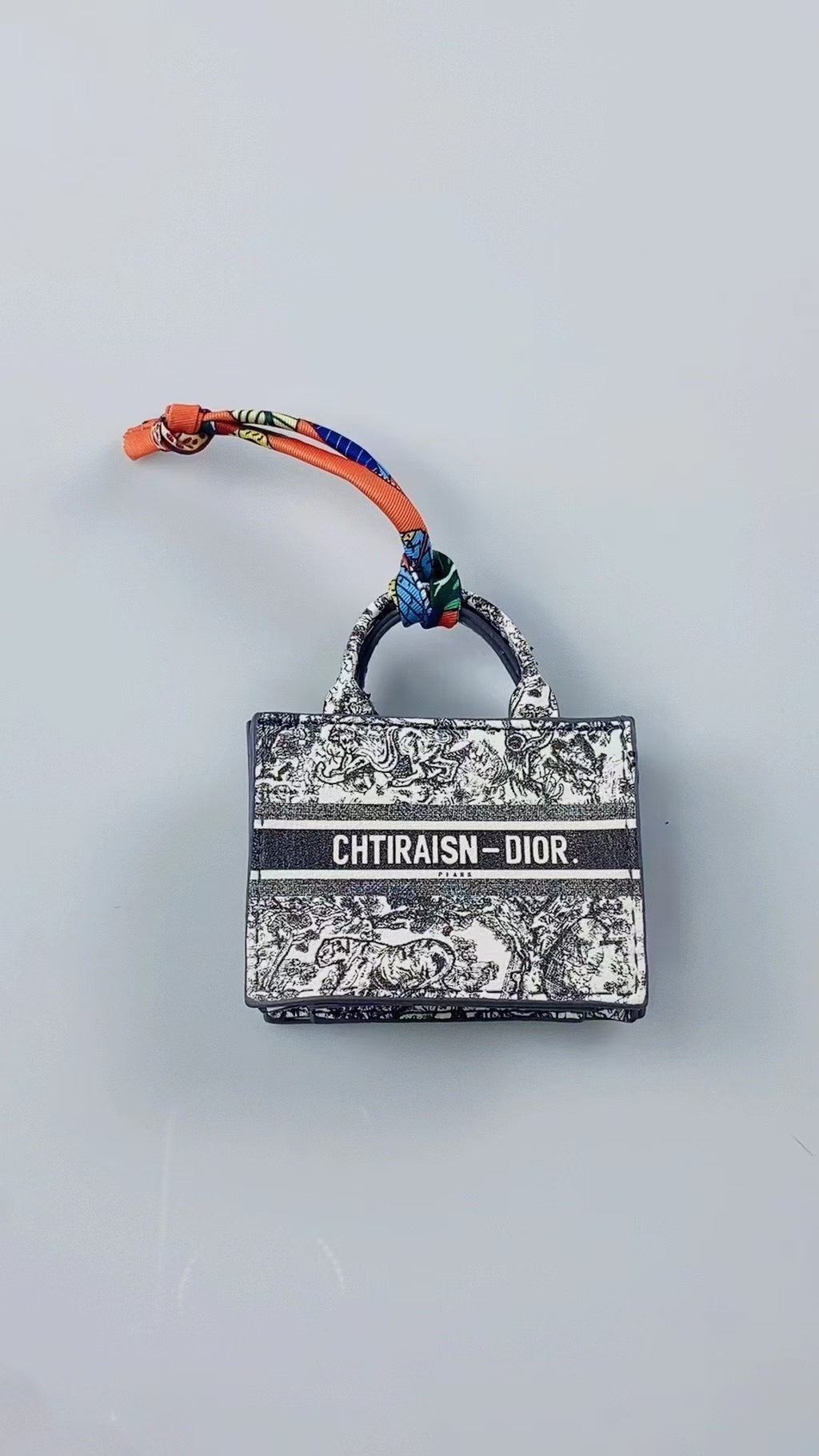 5a85a789-3c3a-4a3e-aafe-a83c58a62d0c