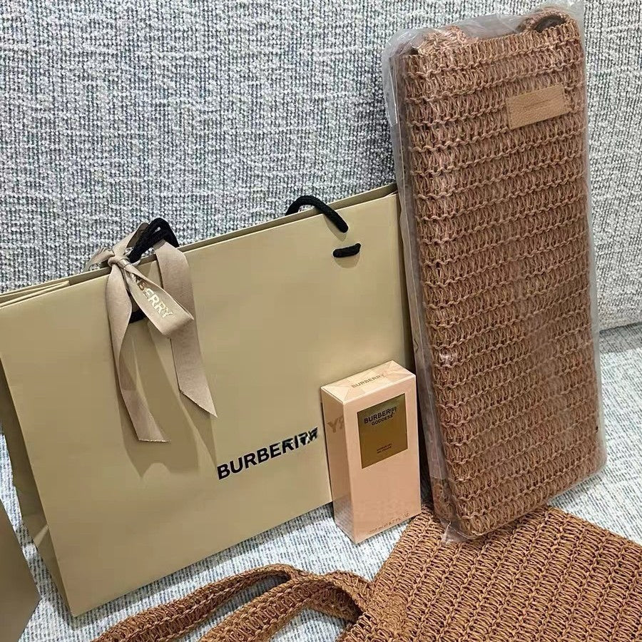 f2b83dbb-0af7-45fd-bec8-b8546765573e