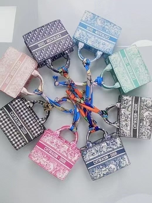 881b6d3e-436a-42d8-a06b-5e3346fa09e7